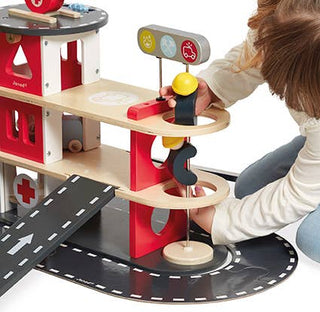 Bolid | Fire Station | 5 Vehicles Included | Imagination