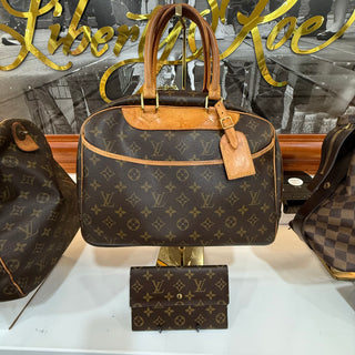 Vintage Louis Vuitton Monogram Deauville Handbag